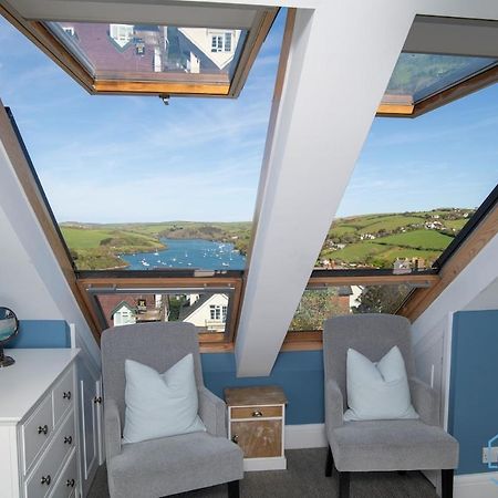 Stylish Sanctuary - Estuary Views - Outside Space Salcombe Exterior photo