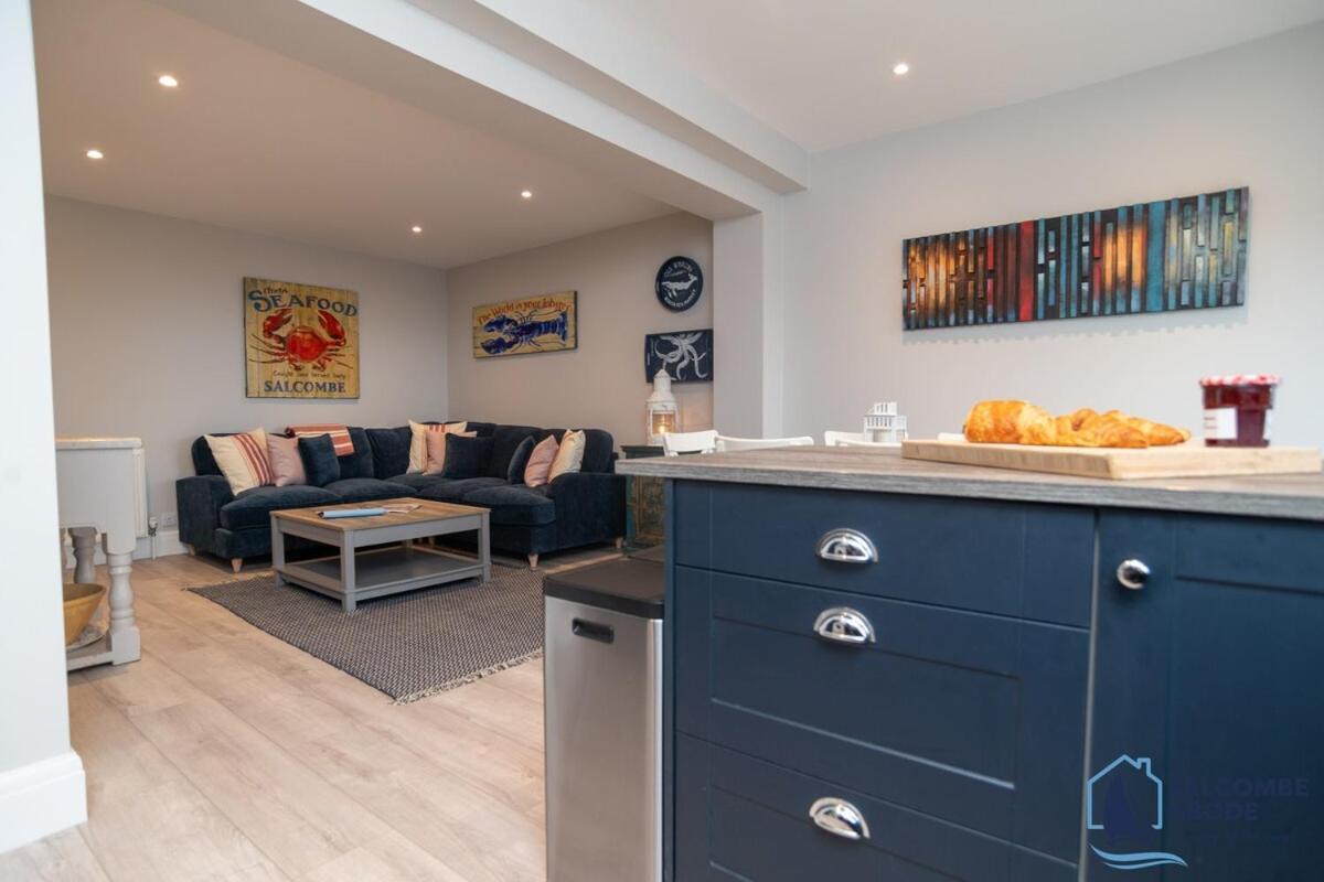 Stylish Sanctuary - Estuary Views - Outside Space Salcombe Exterior photo